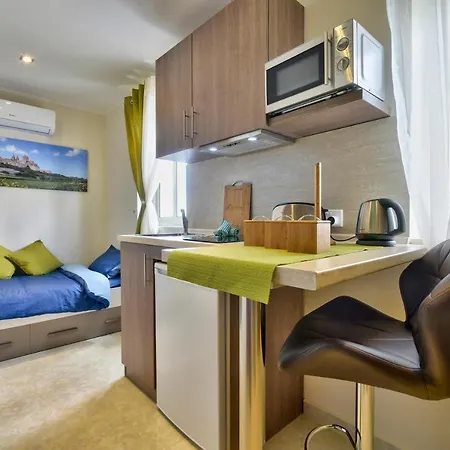 Central Suites St. Julian'S