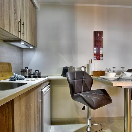 Gasthuis Central Suites St. Julian'S