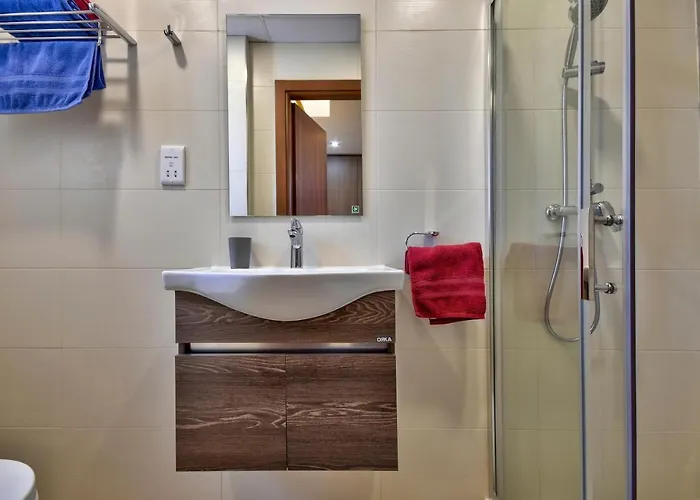 Central Suites St. Julian'S Konukevi Saint Julian's