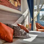 Gæstehus Central Suites St. Julian'S 4*